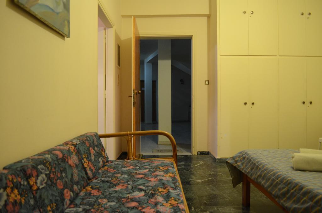 Kineta Apartments Екстериор снимка