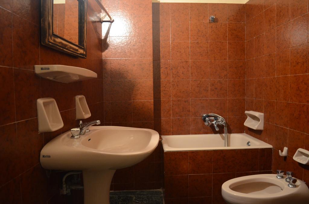 Kineta Apartments Екстериор снимка
