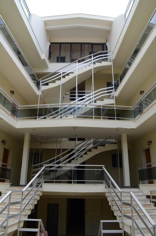 Kineta Apartments Екстериор снимка